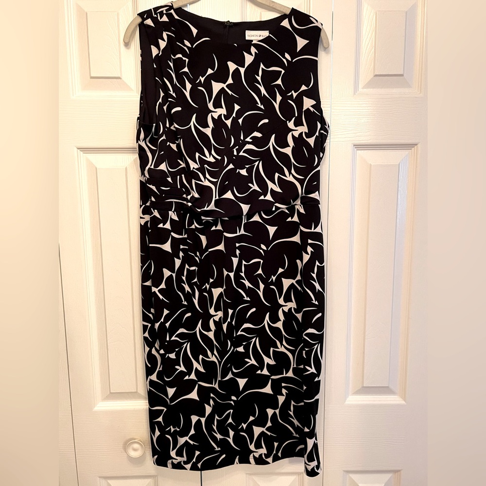 Retro / Repro Black and White FASHION BUG dress - XL - 1960s Mad Men